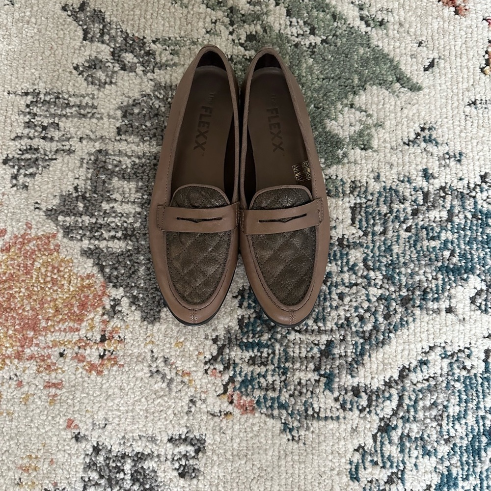 The FLEXX Women's Bronzo/Desert Shadow/Cashmere Risolution size 9 like new - Picture 11 of 16